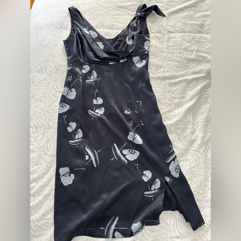 1716-Armani Collezioni Dark Blue Sleeveless Floral Print Dress